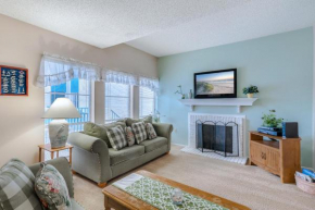 Madeira Beach Yacht Club 215F, 2 Bedrooms, Pool Access, Spa, WiFi, Sleeps 6, St Pete Beach